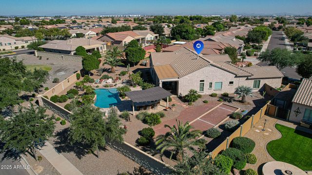 8236 N 180TH Drive, Waddell, AZ 85355