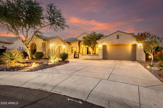 8236 N 180TH Drive, Waddell, AZ 85355