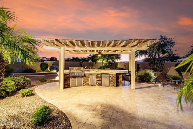 8236 N 180TH Drive, Waddell, AZ 85355