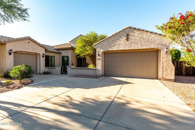 8236 N 180TH Drive, Waddell, AZ 85355