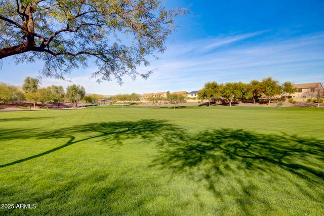 8236 N 180TH Drive, Waddell, AZ 85355