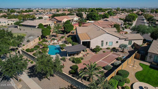 8236 N 180TH Drive, Waddell, AZ 85355