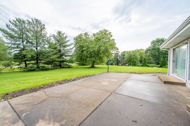 25636 Stoney Kirk Court, Lake Zurich, IL 60047