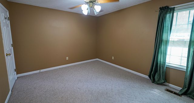 147 Flynn Rd, Gallatin, TN 37066