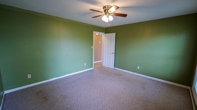 147 Flynn Rd, Gallatin, TN 37066
