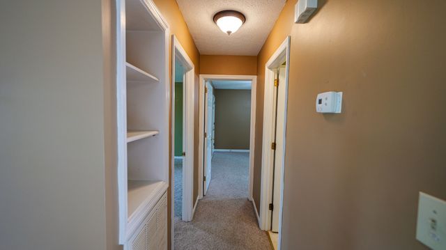 147 Flynn Rd, Gallatin, TN 37066
