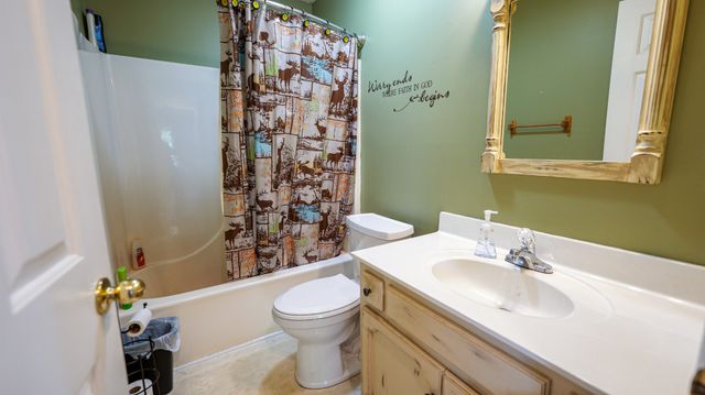 147 Flynn Rd, Gallatin, TN 37066