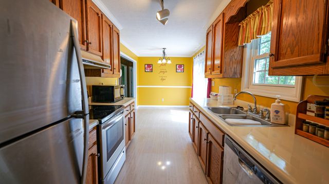 147 Flynn Rd, Gallatin, TN 37066