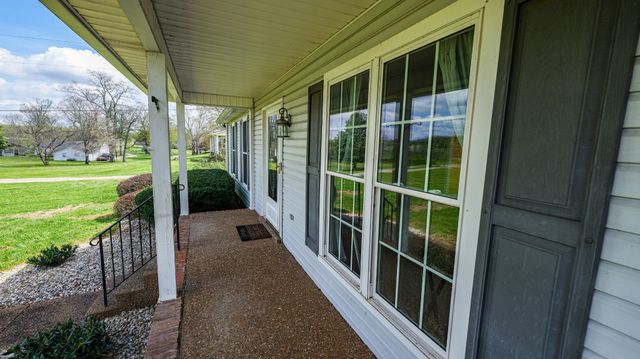 147 Flynn Rd, Gallatin, TN 37066