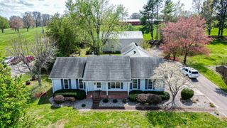 147 Flynn Rd, Gallatin, TN 37066