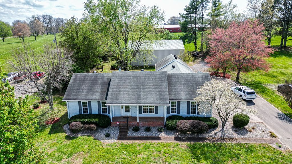 147 Flynn Rd, Gallatin, TN 37066