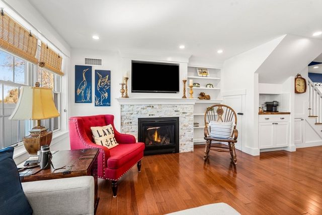 58 Lake Attitash Rd, Amesbury, MA 01913