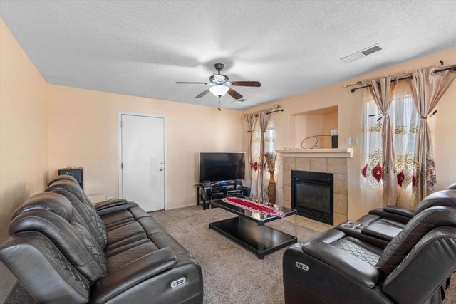 7153 Husky Drive NE, Rio Rancho, NM 87144