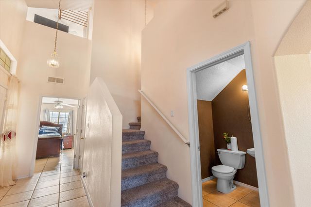 7153 Husky Drive NE, Rio Rancho, NM 87144