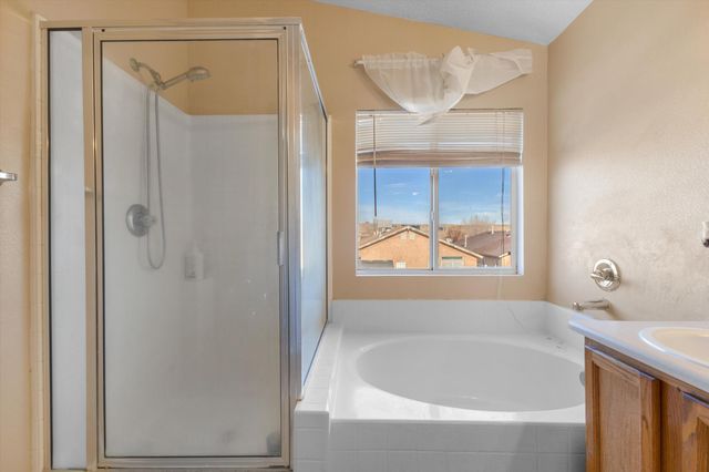 7153 Husky Drive NE, Rio Rancho, NM 87144