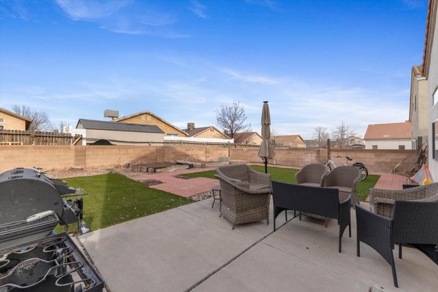 7153 Husky Drive NE, Rio Rancho, NM 87144