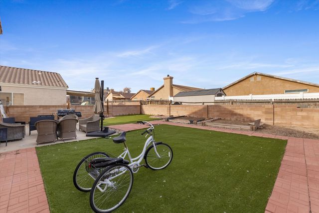 7153 Husky Drive NE, Rio Rancho, NM 87144