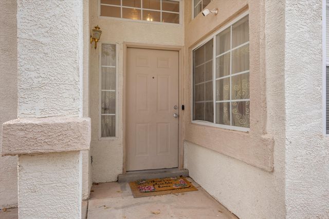 7153 Husky Drive NE, Rio Rancho, NM 87144