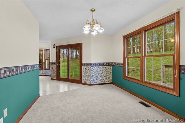 7490 Cunningham Sarles Road, Borden, IN 47106