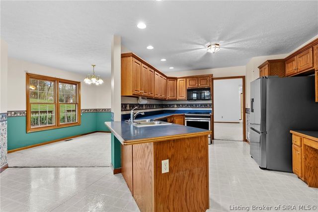 7490 Cunningham Sarles Road, Borden, IN 47106