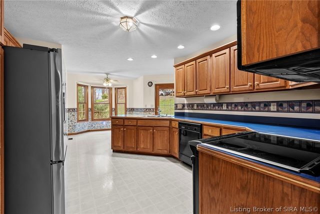 7490 Cunningham Sarles Road, Borden, IN 47106