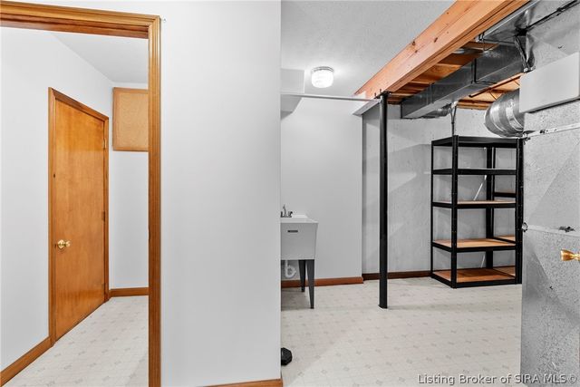 7490 Cunningham Sarles Road, Borden, IN 47106