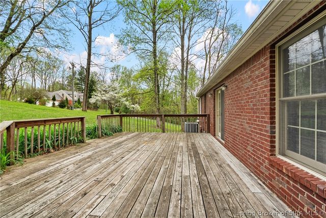 7490 Cunningham Sarles Road, Borden, IN 47106