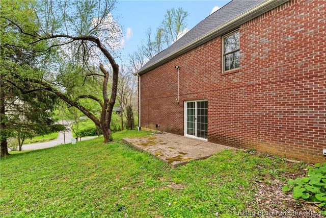 7490 Cunningham Sarles Road, Borden, IN 47106
