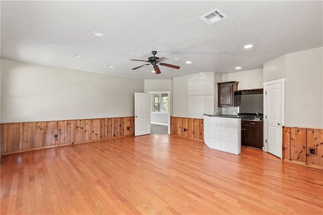 6701 Old Reliance Road, Bryan, TX 77808