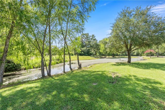 6701 Old Reliance Road, Bryan, TX 77808