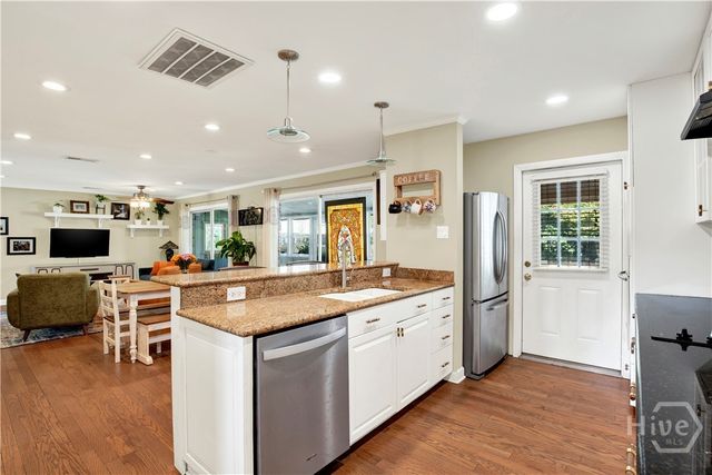 102 Jacquelyn Drive, Savannah, GA 31406