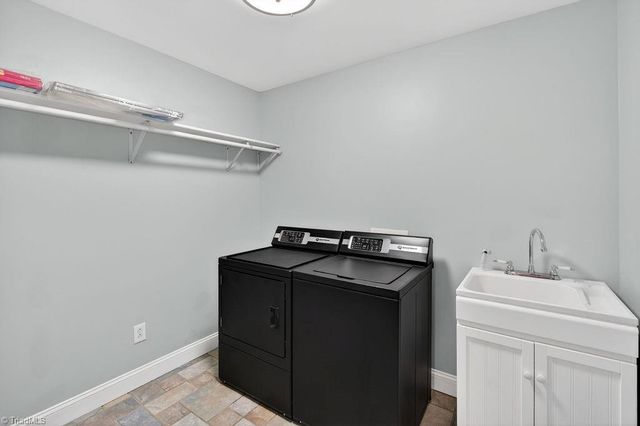 383 Simmons Road, Pilot Mountain, NC 27041