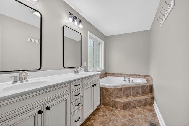 383 Simmons Road, Pilot Mountain, NC 27041