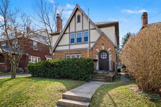 138 Burton Street SE, Grand Rapids, MI 49507