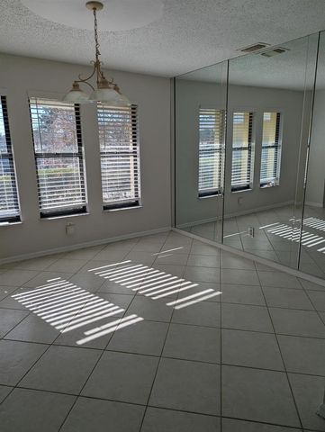 1961 SE Gena Road, Port St. Lucie, FL 34952