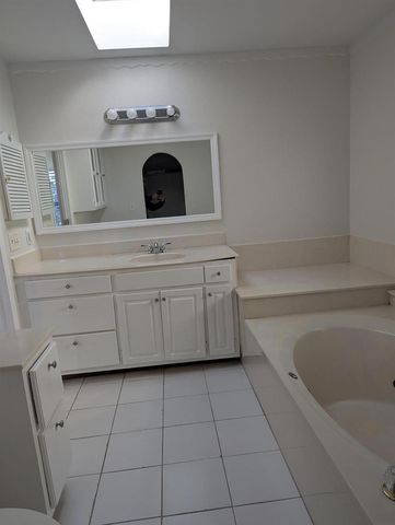 1961 SE Gena Road, Port St. Lucie, FL 34952