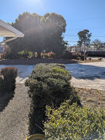 1961 SE Gena Road, Port St. Lucie, FL 34952