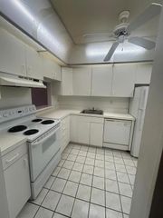 4334 NW 9th Avenue 9-2b, Deerfield Beach, FL 33064