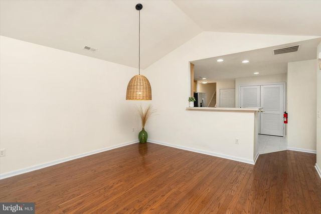 64 TRADITIONS WAY, Lawrenceville, NJ 08648