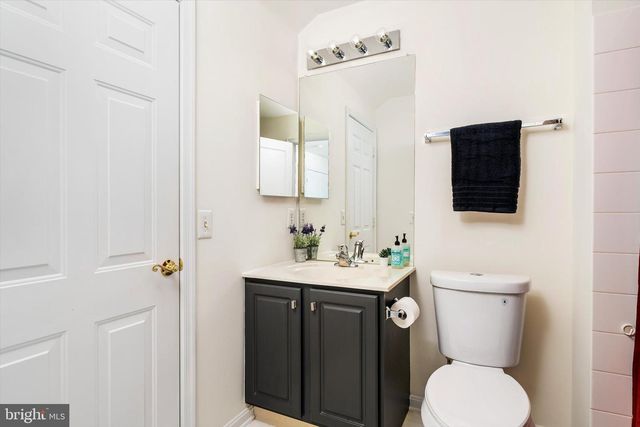 64 TRADITIONS WAY, Lawrenceville, NJ 08648