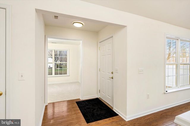 64 TRADITIONS WAY, Lawrenceville, NJ 08648