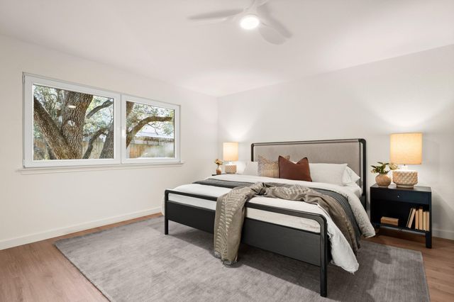 12036 Lincolnshire DR, Austin, TX 78758