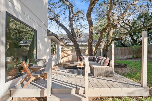 12036 Lincolnshire DR, Austin, TX 78758