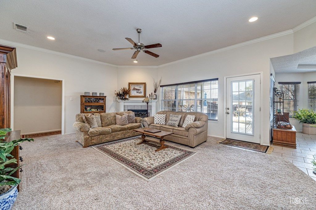 Image 5 of property listing at 3618 Dominion Ridge, San Angelo, TX 76904