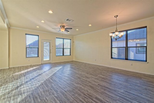 2239 Howry DR, Georgetown, TX 78626