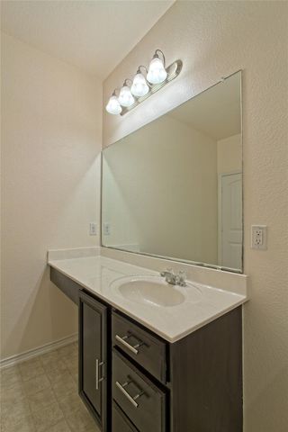 2239 Howry DR, Georgetown, TX 78626