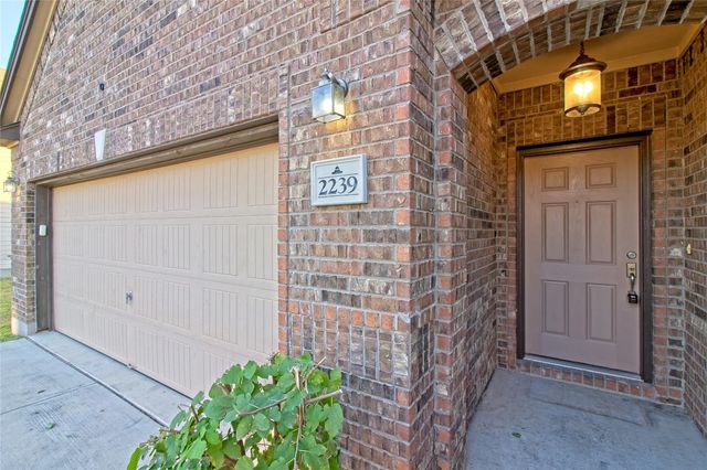 2239 Howry DR, Georgetown, TX 78626
