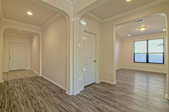 2239 Howry DR, Georgetown, TX 78626