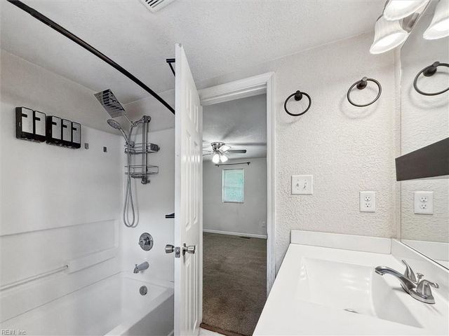 4200 Airline BLVD, Chesapeake, VA 23321