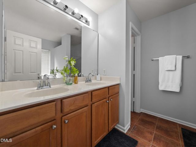 204 Lone Star Way, Cary, NC 27519